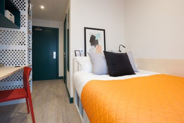 Bronze Plus En Suite - Image 1